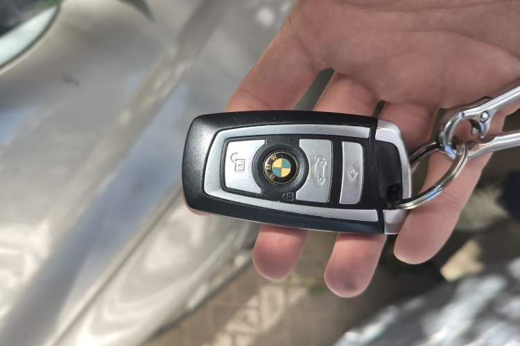 Used BMW 7 Series 2009 740Li Luxury Model Vehicle Key