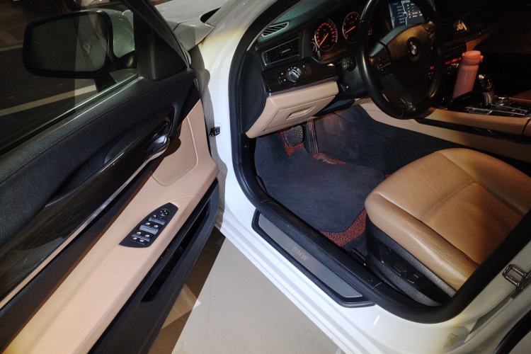 Used BMW 7 Series 2009 740Li Leading Model Driver Seat