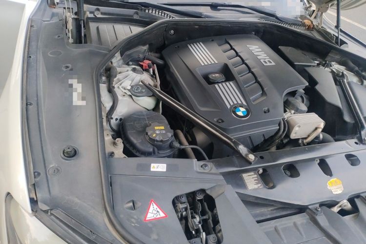 Used BMW 7 Series 2009 730Li Leading Model Engine Bay Right