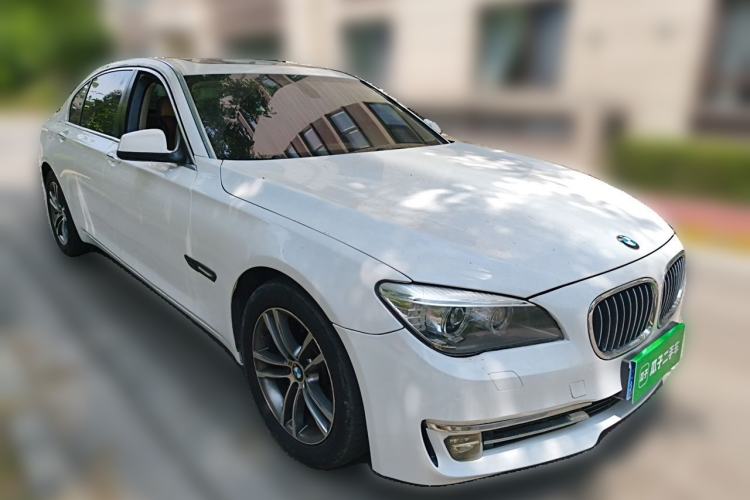 Used BMW 7 Series 2009 730Li Leading Model Front Right 45 Deg