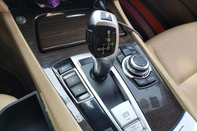 Used BMW 7 Series 2009 730Li Leading Model Gear Lever