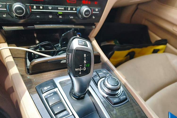 Used BMW 7 Series 2009 730Li Leading Model Gear Lever