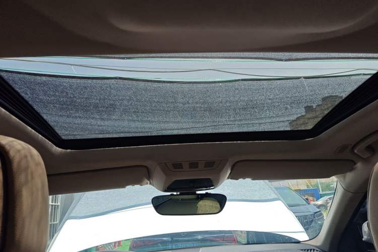 Used BMW 7 Series 2009 730Li Leading Model Headliner