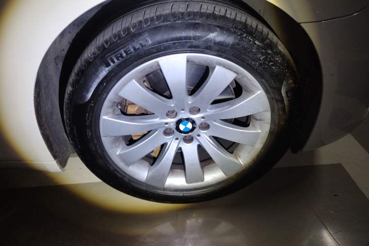 Used BMW 7 Series 2009 740Li Leading Model Right Front Wheel Hub