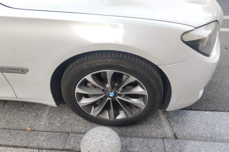 Used BMW 7 Series 2009 730Li Leading Model Right Front Wheel Hub