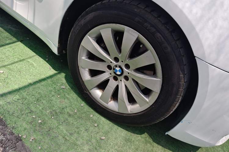 Used BMW 7 Series 2009 730Li Leading Model Right Front Wheel Hub