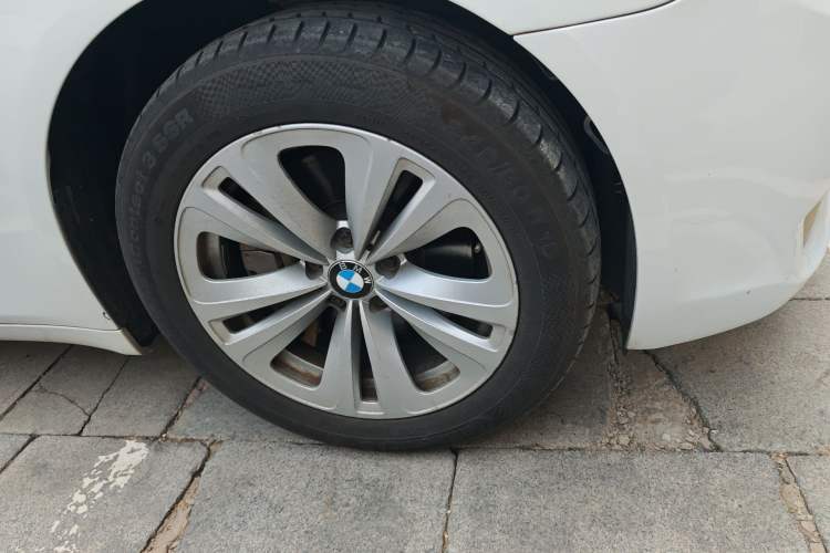 Used BMW 7 Series 2009 730Li Leading Model Right Front Wheel Hub