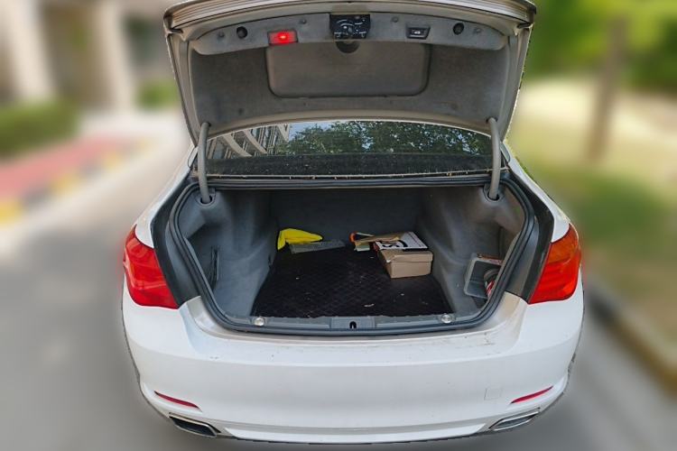 Used BMW 7 Series 2009 730Li Leading Model Trunk