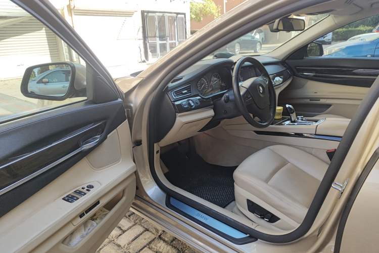 Used BMW 7 Series 2009 740Li Leading Model Driver Seat