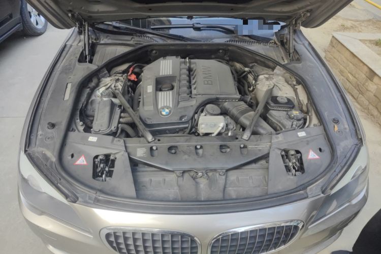 Used BMW 7 Series 2009 740Li Luxury Model Engine Bay