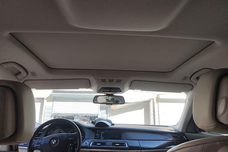 Used BMW 7 Series 2009 740Li Leading Model Headliner