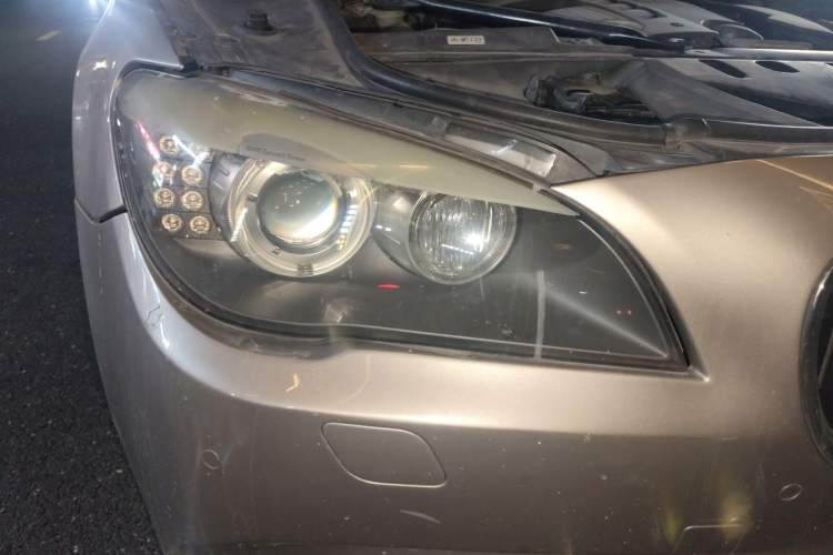 Used BMW 7 Series 2009 730Li Luxury Model Right Front Headlight