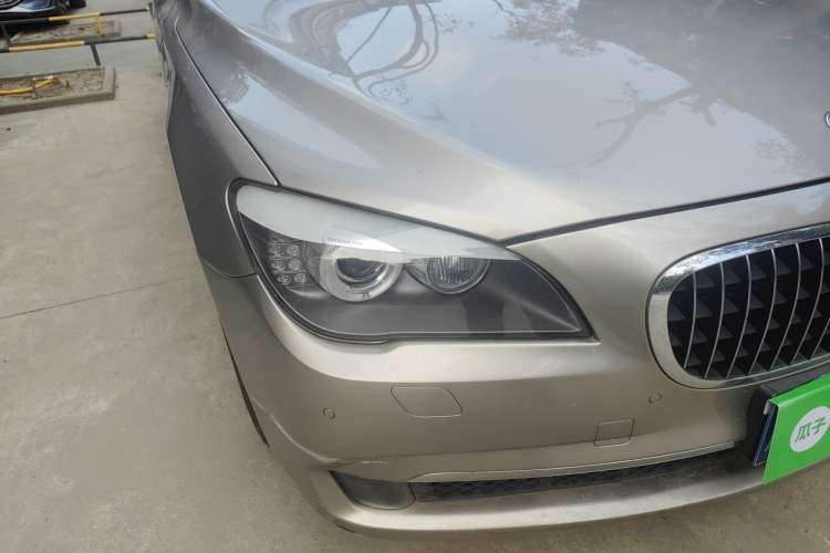 Used BMW 7 Series 2009 740Li Luxury Model Right Front Headlight