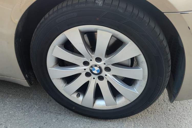 Used BMW 7 Series 2009 740Li Leading Model Right Front Wheel Hub
