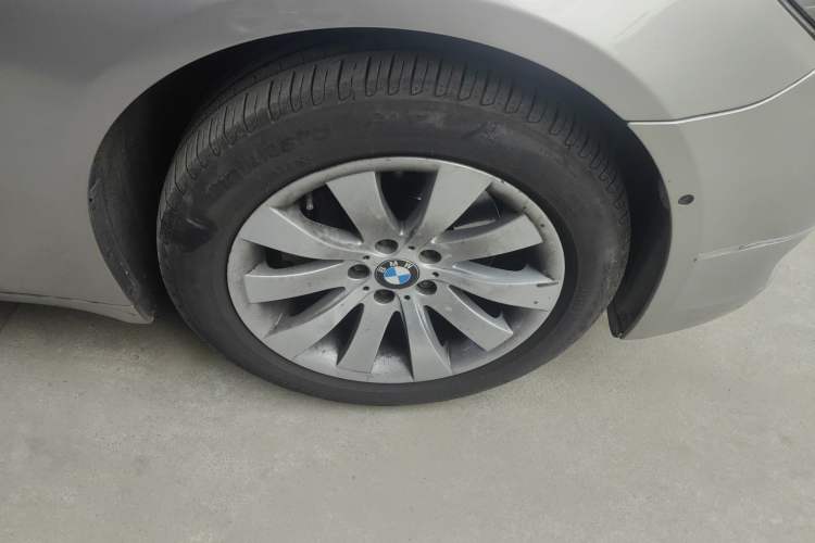 Used BMW 7 Series 2009 740Li Luxury Model Right Front Wheel Hub
