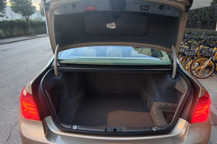 Used BMW 7 Series 2009 740Li Leading Model Trunk