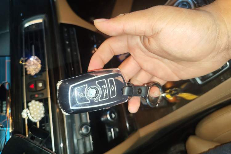 Used BMW 7 Series 2009 730Li Luxury Model Vehicle Key