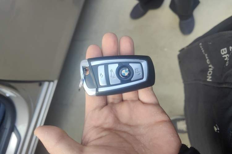 Used BMW 7 Series 2009 740Li Luxury Model Vehicle Key