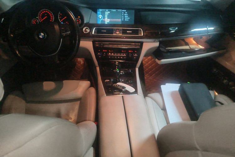 Used BMW 7 Series 2010 760Li Center Console