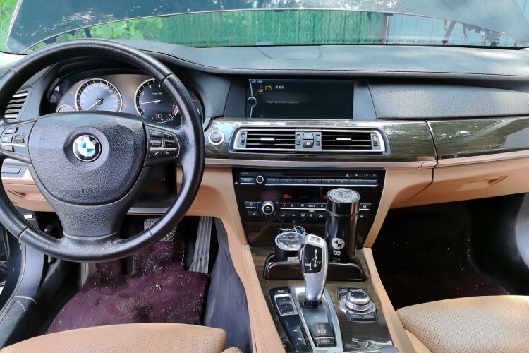 Used BMW 7 Series 2010 750Li Center Console