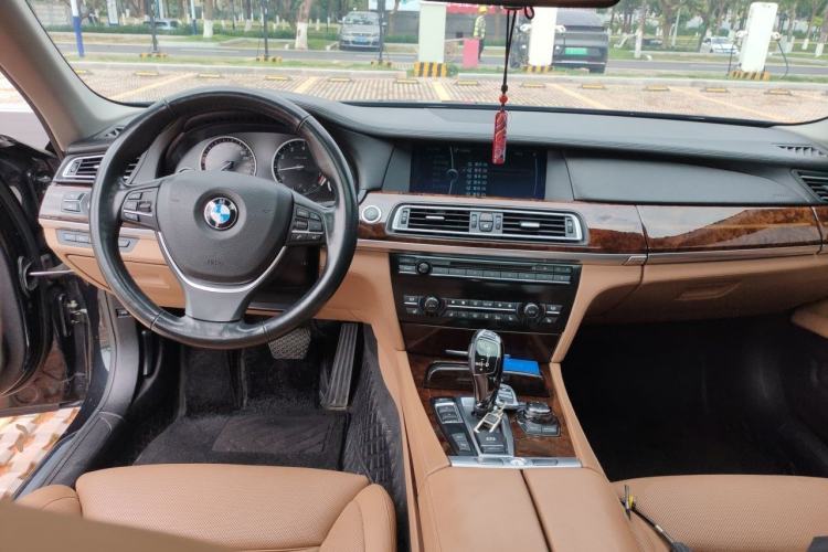 Used BMW 7 Series 2010 760Li Center Console