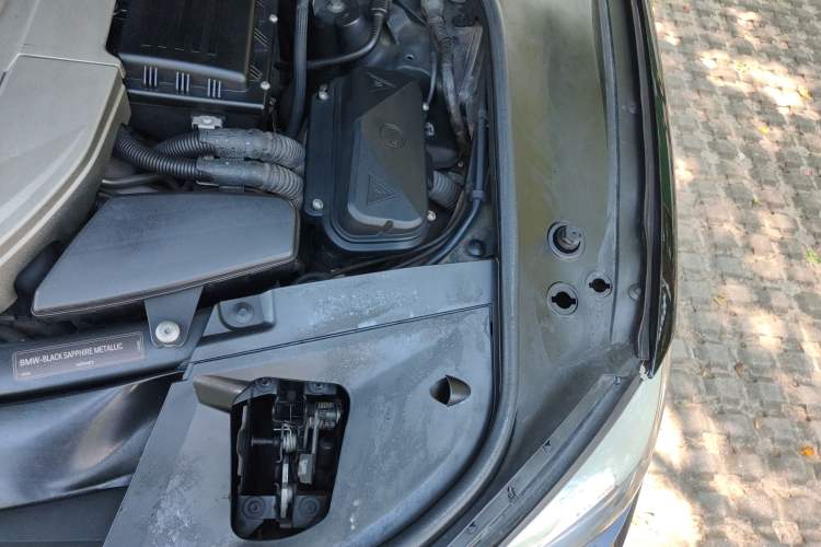 Used BMW 7 Series 2010 760Li Engine Bay Left