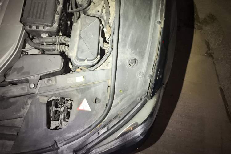 Used BMW 7 Series 2010 760Li Engine Bay Left