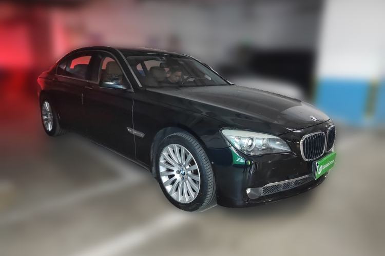 Used BMW 7 Series 2010 760Li Front Right 45 Deg