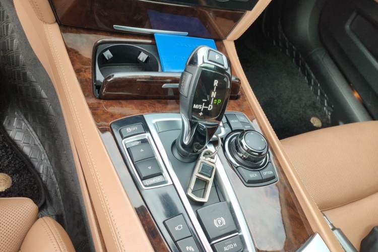 Used BMW 7 Series 2010 760Li Gear Lever