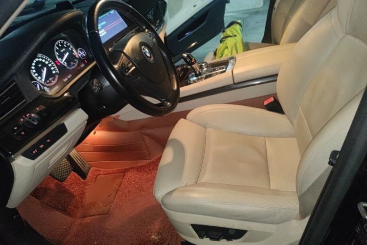 Used BMW 7 Series 2010 4.4T hybrid version Left Front Seat