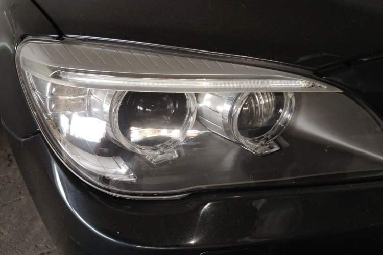 Used BMW 7 Series 2010 750Li Right Front Headlight