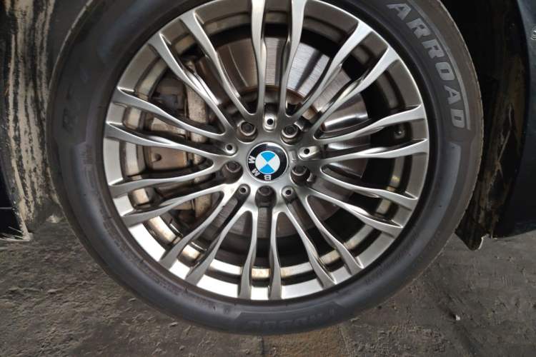 Used BMW 7 Series 2010 750Li Right Front Wheel Hub