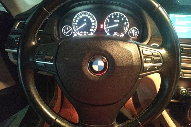 Used BMW 7 Series 2010 4.4T hybrid version Steering Wheel