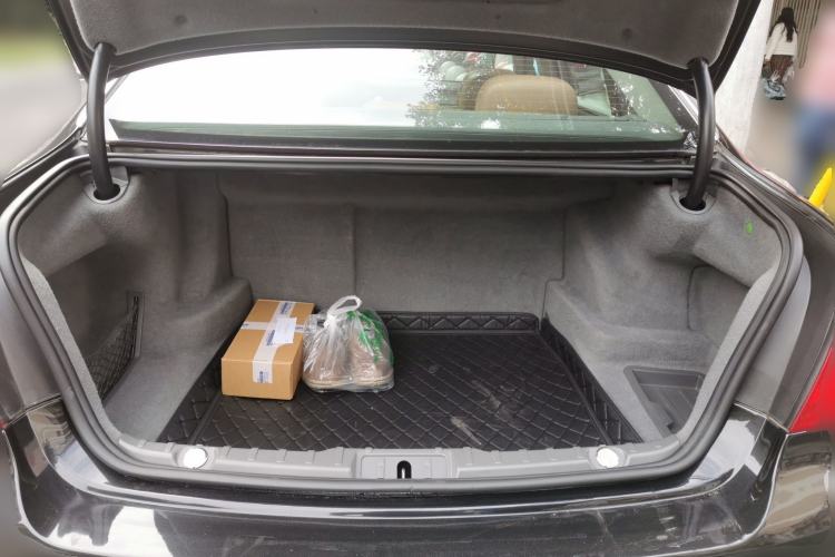 Used BMW 7 Series 2010 760Li Trunk
