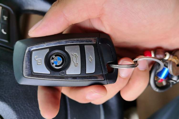 Used BMW 7 Series 2010 750Li Vehicle Key