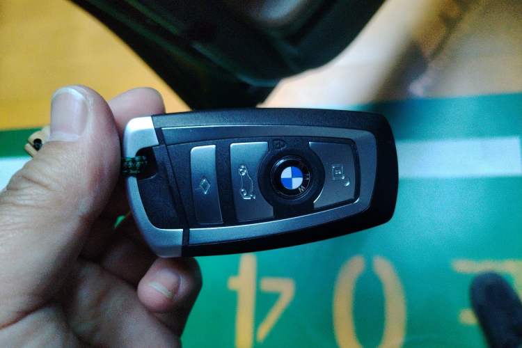 Used BMW 7 Series 2010 760Li Vehicle Key