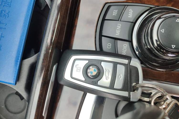 Used BMW 7 Series 2010 760Li Vehicle Key