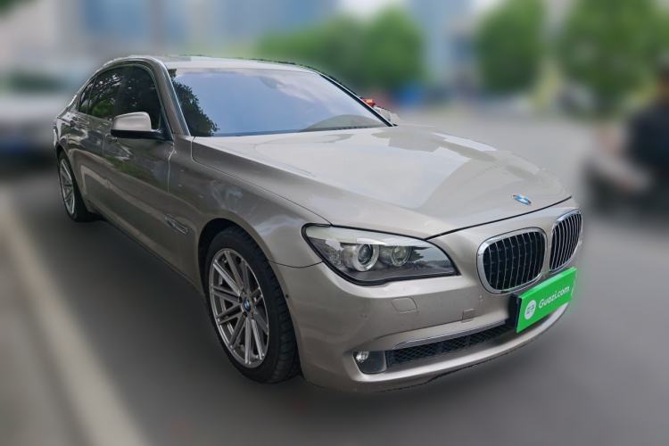 Used BMW 7 Series 2010 760Li Front Right 45 Deg