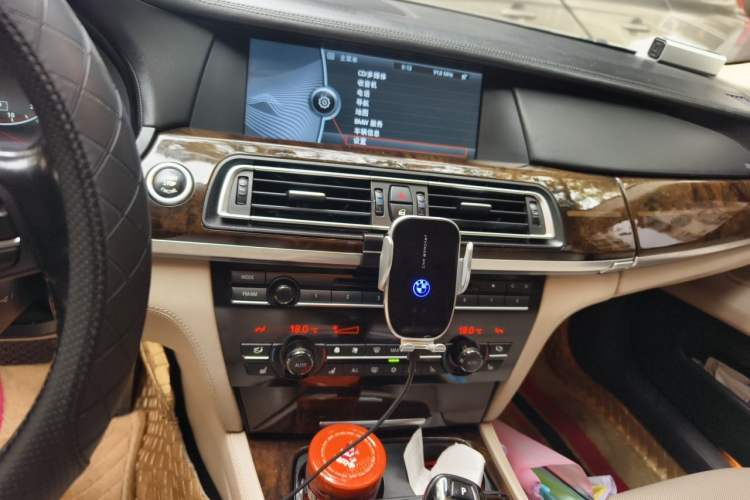Used BMW 7 Series 2010 760Li Audio And AC Panel