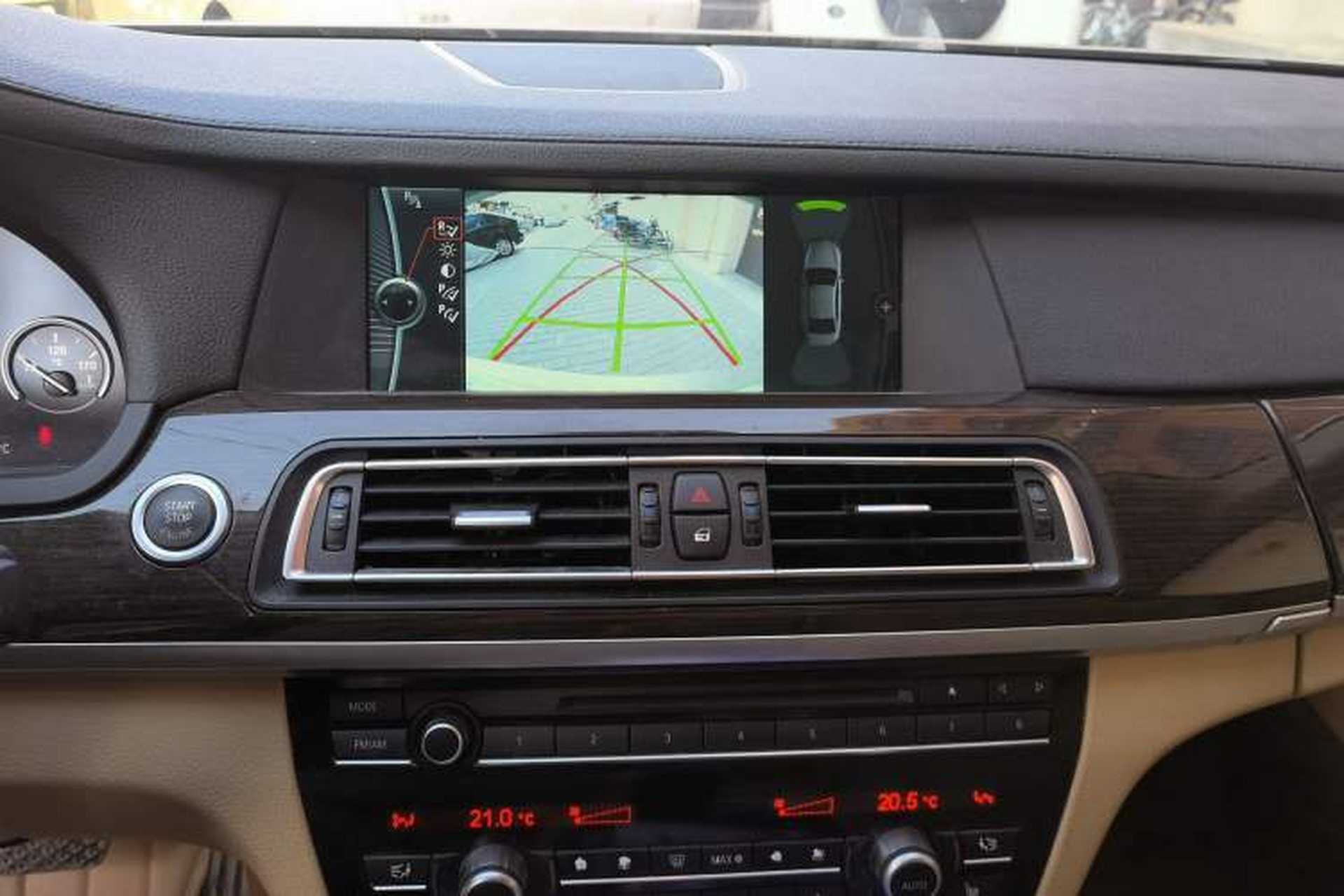 Used BMW 7 Series 2010 4.4T hybrid version Audio And AC Panel