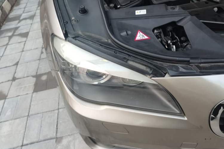 Used BMW 7 Series 2010 4.4T hybrid version Engine Bay Right