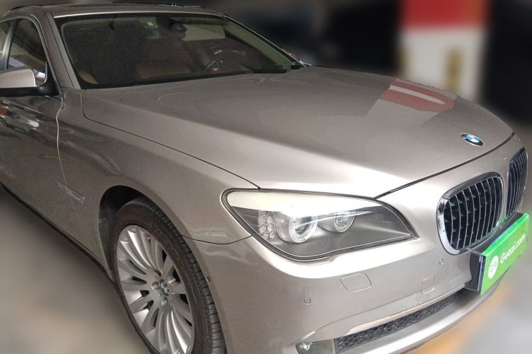 Used BMW 7 Series 2010 760Li Front Right 45 Deg