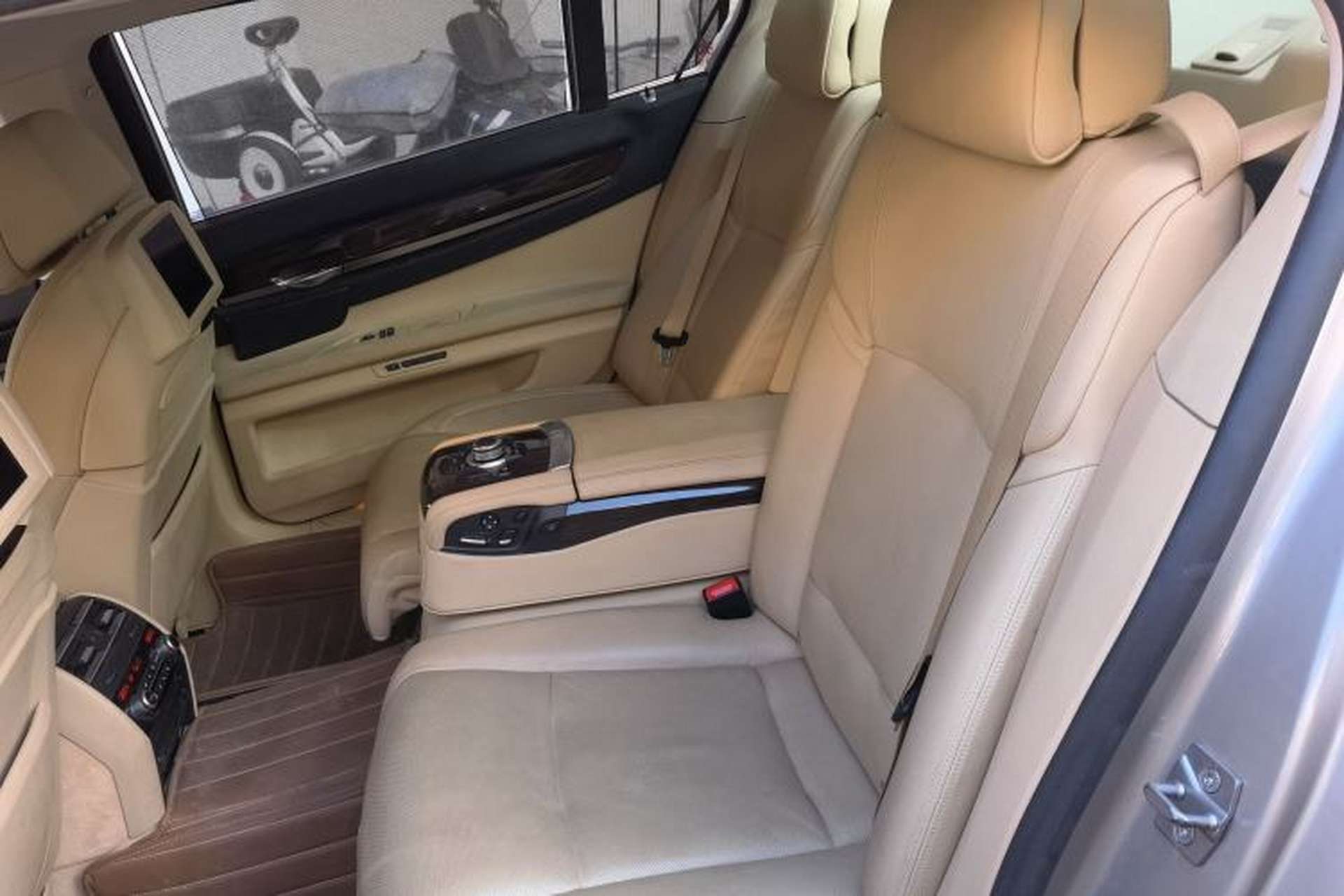 Used BMW 7 Series 2010 4.4T hybrid version Left Rear Seat