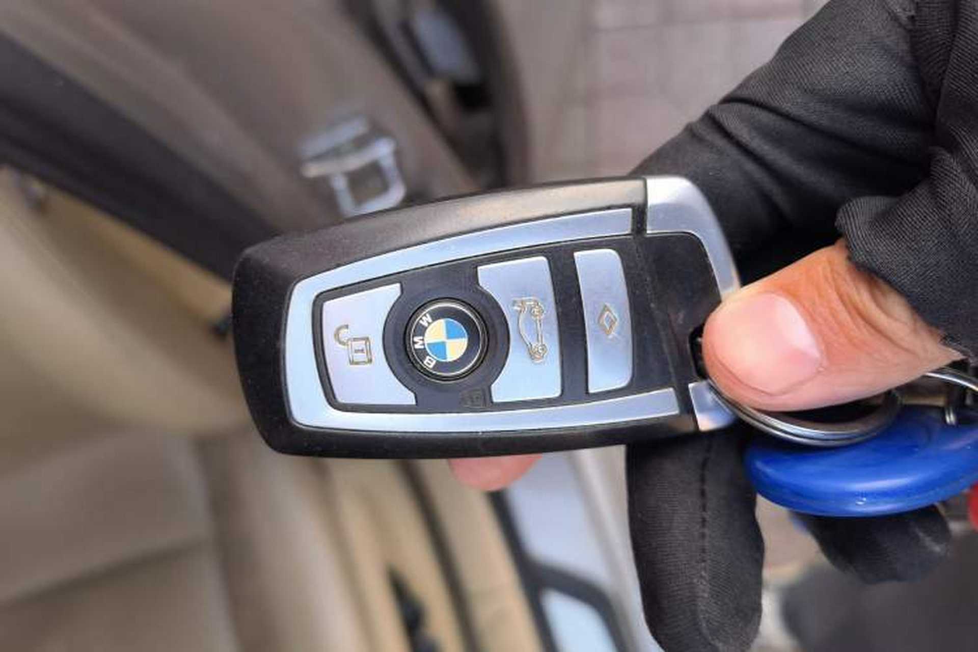 Used BMW 7 Series 2010 4.4T hybrid version Vehicle Key