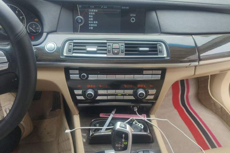 Used BMW 7 Series 2011 730Li Elegant Model Audio And AC Panel