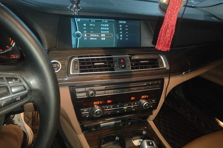 Used BMW 7 Series 2011 730Li Elegant Model Audio And AC Panel
