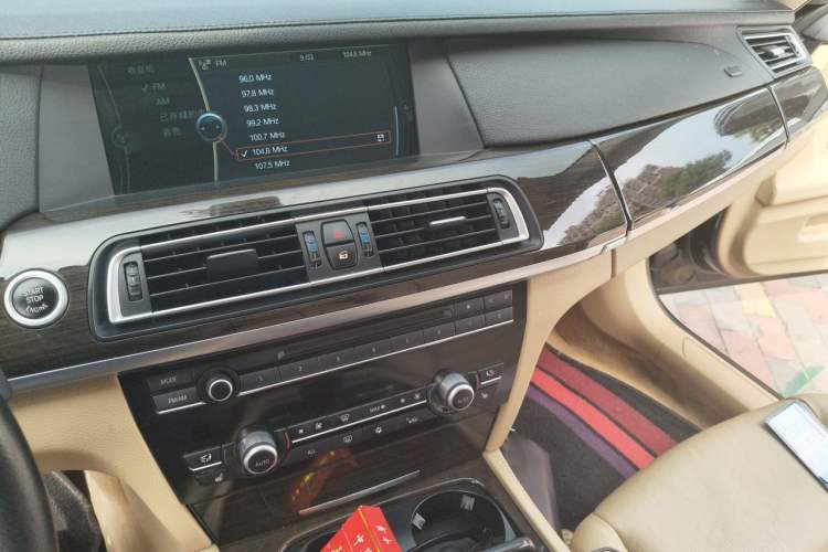 Used BMW 7 Series 2011 730Li Elegant Model Audio And AC Panel