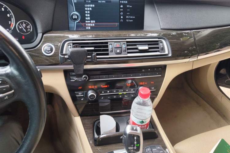 Used BMW 7 Series 2011 730Li Elegant Model Audio And AC Panel