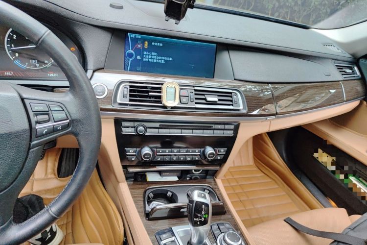 Used BMW 7 Series 2011 750Li xDrive Audio And AC Panel