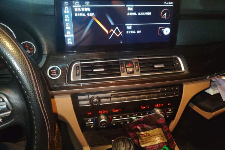 Used BMW 7 Series 2011 730Li Elegant Model Audio And AC Panel